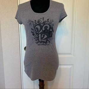 Disney Parks 2012 Walt Disney World Women’s Tee Shirt‎ Size Small